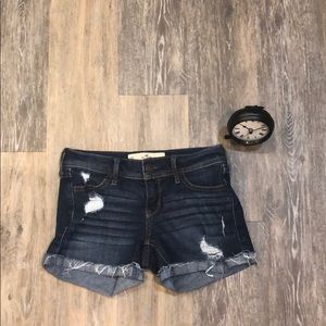 Hollister Midi Shorts  Size 00